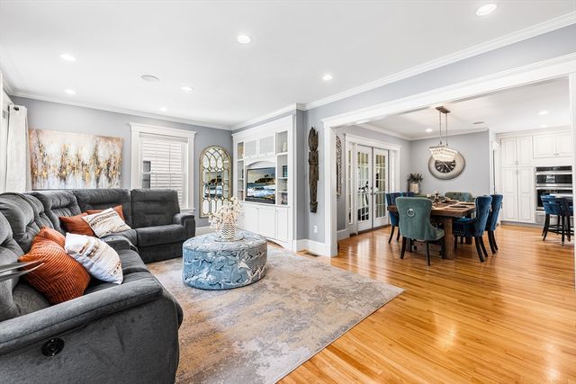 1058 Highland Ave, Needham, MA 02492
