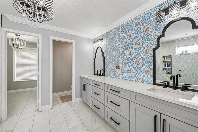 2538 Blackburn CIR, Cape Coral, FL 33991