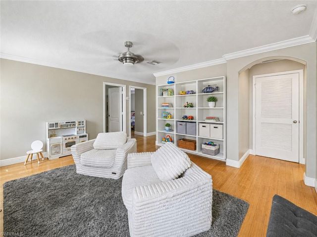 2538 Blackburn CIR, Cape Coral, FL 33991