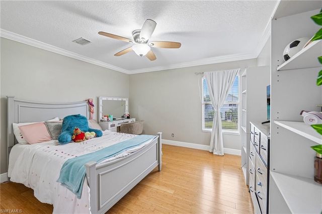 2538 Blackburn CIR, Cape Coral, FL 33991