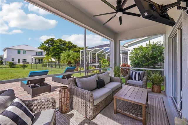 2538 Blackburn CIR, Cape Coral, FL 33991