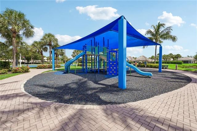 2538 Blackburn CIR, Cape Coral, FL 33991