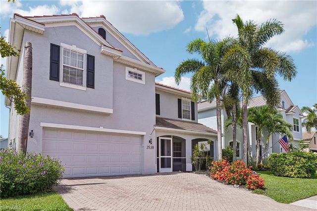 2538 Blackburn CIR, Cape Coral, FL 33991