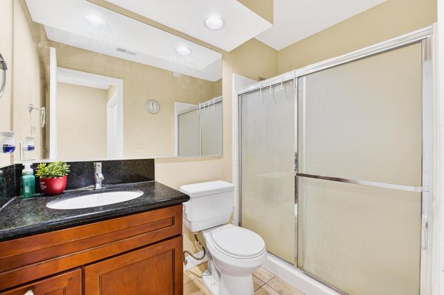 8880 Inisheer Way, Sacramento, CA 95828