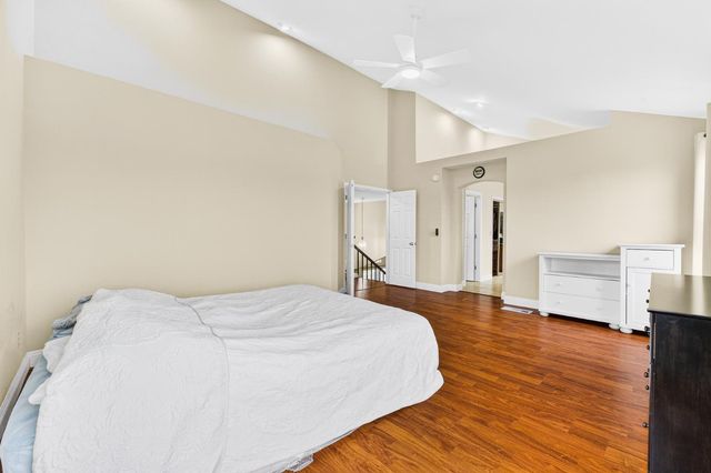 8880 Inisheer Way, Sacramento, CA 95828