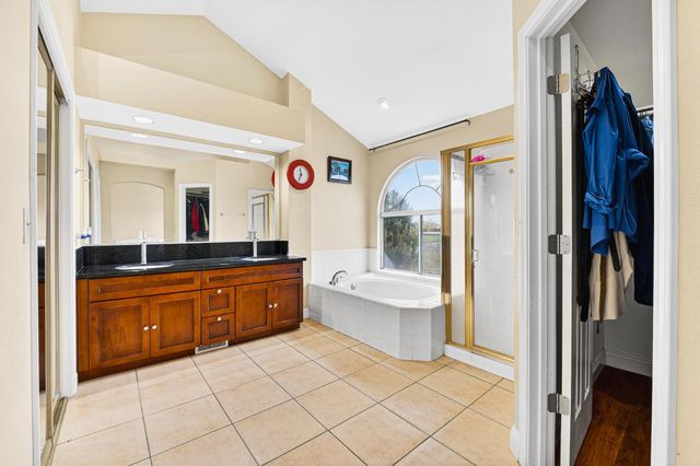 8880 Inisheer Way, Sacramento, CA 95828