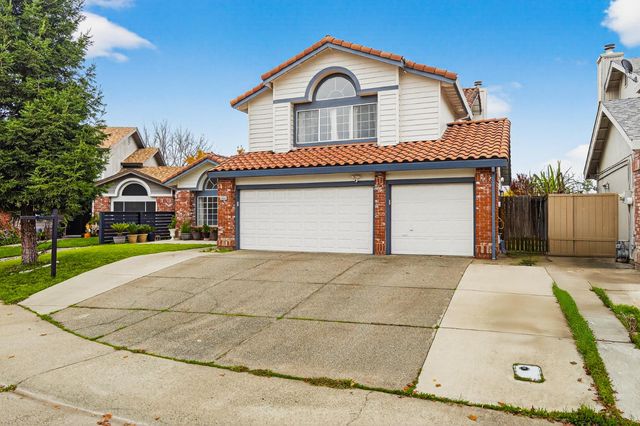 8880 Inisheer Way, Sacramento, CA 95828