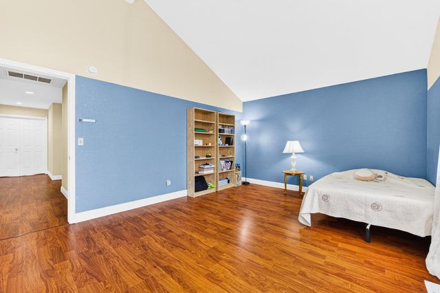 8880 Inisheer Way, Sacramento, CA 95828