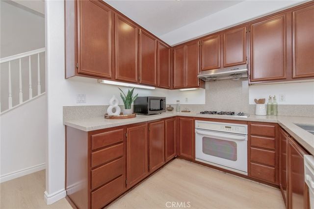 24 Daffodil, Irvine, CA 92618