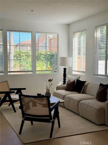 24 Daffodil, Irvine, CA 92618