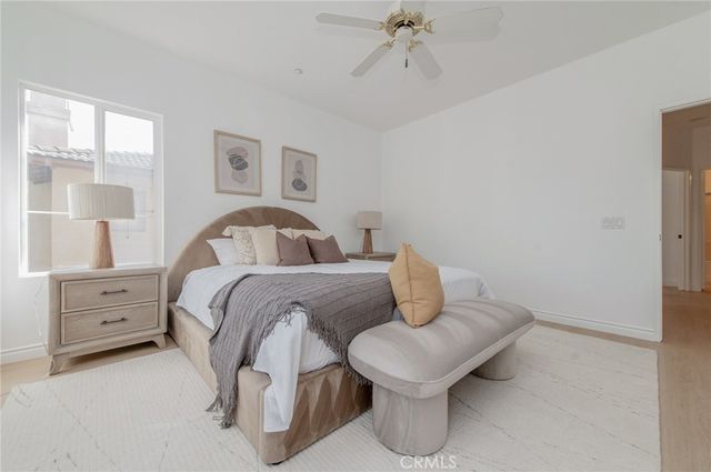 24 Daffodil, Irvine, CA 92618