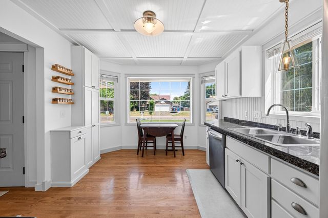 12149 Wisconsin Avenue N, Champlin, MN 55316