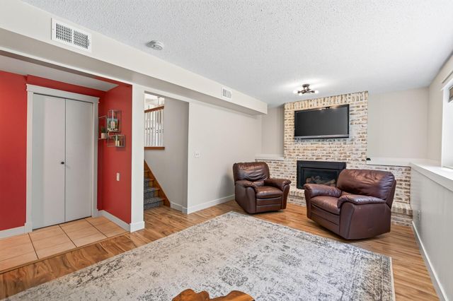 12149 Wisconsin Avenue N, Champlin, MN 55316