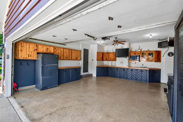 12149 Wisconsin Avenue N, Champlin, MN 55316