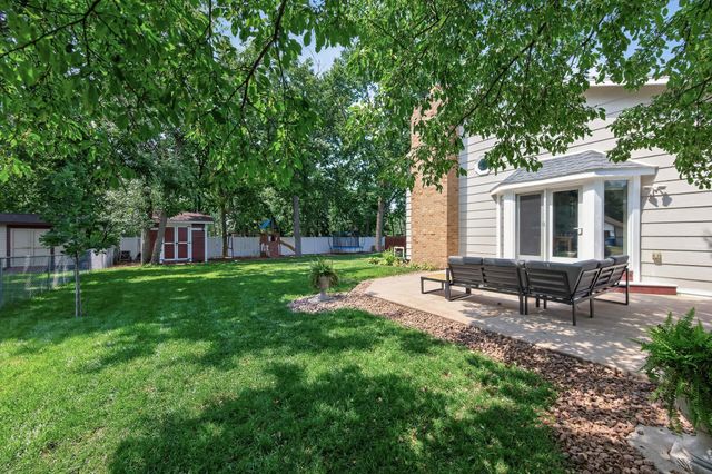 12149 Wisconsin Avenue N, Champlin, MN 55316