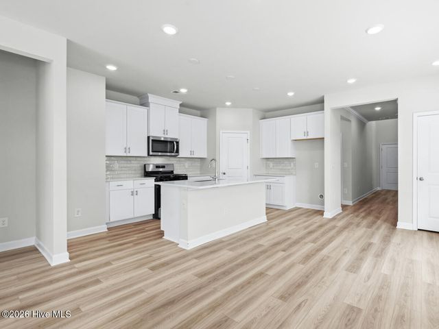 2201 Lewis Allen Crossing NW, Ash, NC 28420