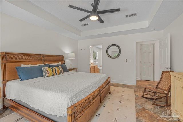 5801 Red Cedar St, Pensacola, FL 32507