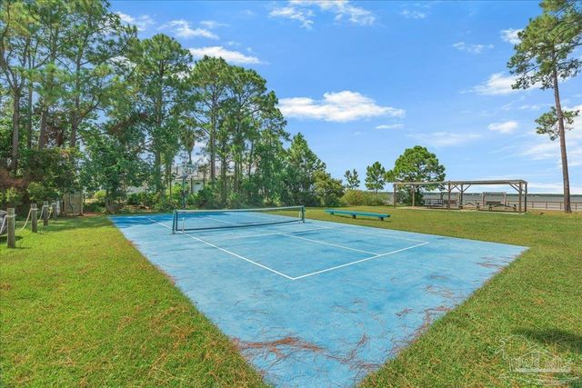 5801 Red Cedar St, Pensacola, FL 32507