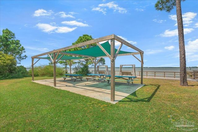 5801 Red Cedar St, Pensacola, FL 32507