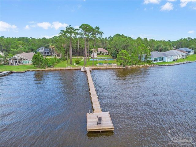 5801 Red Cedar St, Pensacola, FL 32507