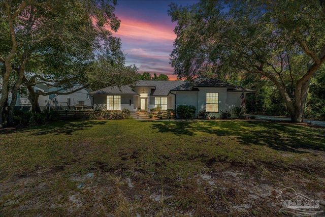 5801 Red Cedar St, Pensacola, FL 32507