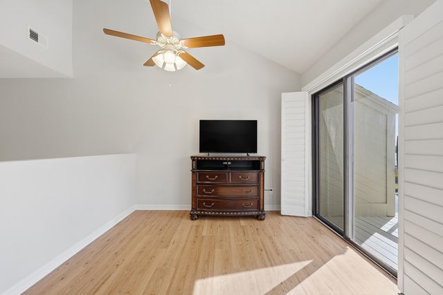 1102 SE Mitchell Ave Apt 308, Port St Lucie, FL 34952