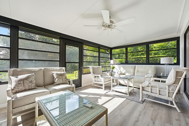 1102 SE Mitchell Ave Apt 308, Port St Lucie, FL 34952