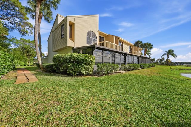 1102 SE Mitchell Ave Apt 308, Port St Lucie, FL 34952