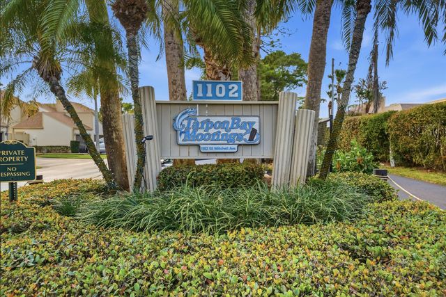 1102 SE Mitchell Ave Apt 308, Port St Lucie, FL 34952