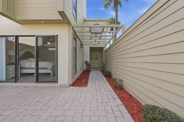 1102 SE Mitchell Ave Apt 308, Port St Lucie, FL 34952