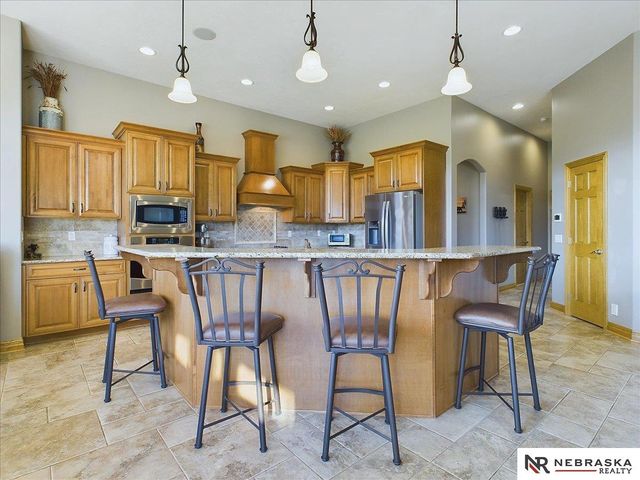 6541 Russell Emmett Court, Papillion, NE 68133