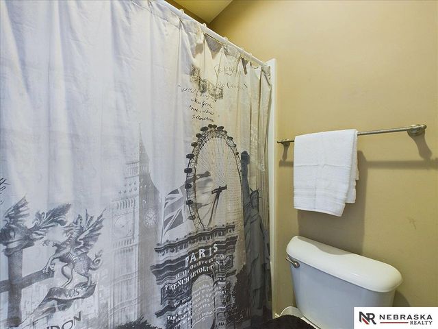 6541 Russell Emmett Court, Papillion, NE 68133