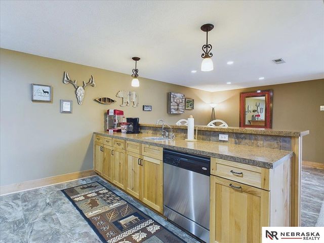 6541 Russell Emmett Court, Papillion, NE 68133