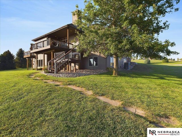 6541 Russell Emmett Court, Papillion, NE 68133