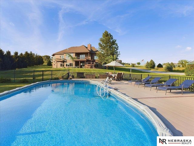 6541 Russell Emmett Court, Papillion, NE 68133