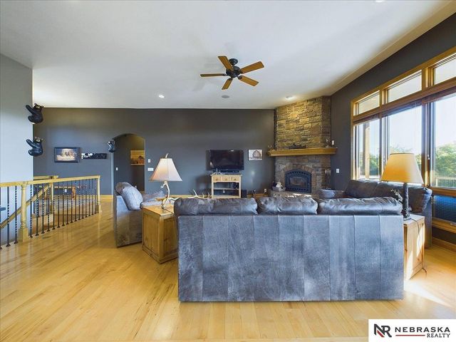 6541 Russell Emmett Court, Papillion, NE 68133