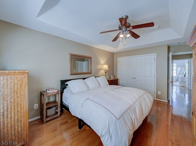 10 Cypress Ct, Clinton Town, NJ 08809