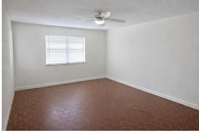 621 NE 3rd Avenue, Delray Beach, FL 33444