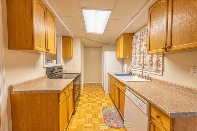 13 Trader St, Uniontown, PA 15401