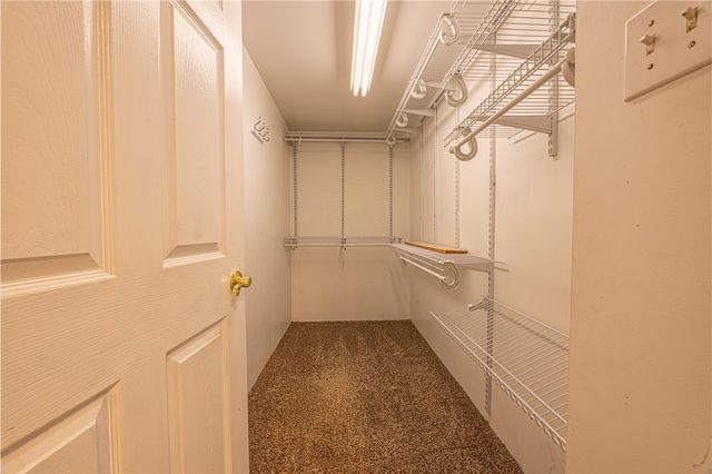 13 Trader St, Uniontown, PA 15401