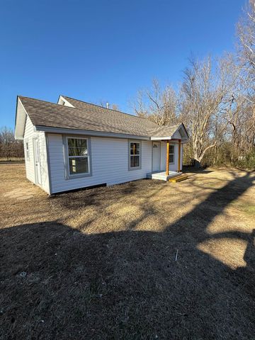 247 MAIN ST N, Atoka, TN 38004