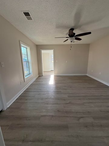 247 MAIN ST N, Atoka, TN 38004