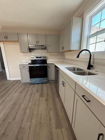 247 MAIN ST N, Atoka, TN 38004