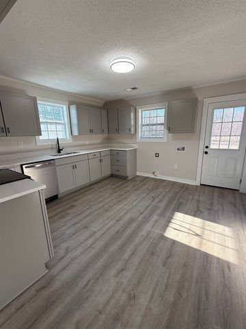 247 MAIN ST N, Atoka, TN 38004