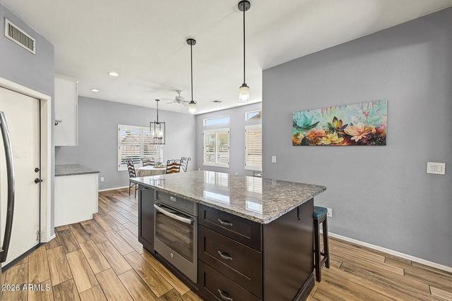 4675 E SUMMERHAVEN Drive, Phoenix, AZ 85044