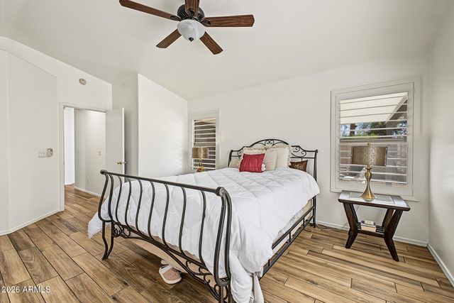4675 E SUMMERHAVEN Drive, Phoenix, AZ 85044