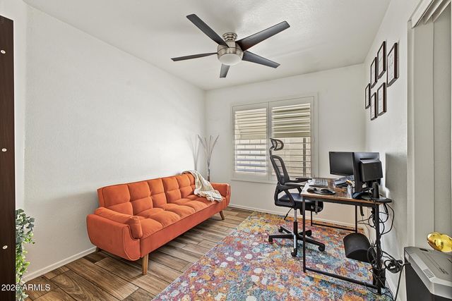 4675 E SUMMERHAVEN Drive, Phoenix, AZ 85044