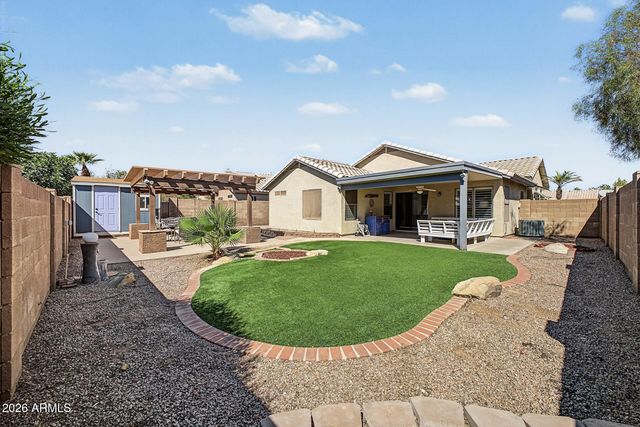 4675 E SUMMERHAVEN Drive, Phoenix, AZ 85044