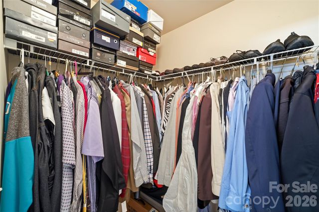 1305 Lauren Village Drive, Charlotte, NC 28213