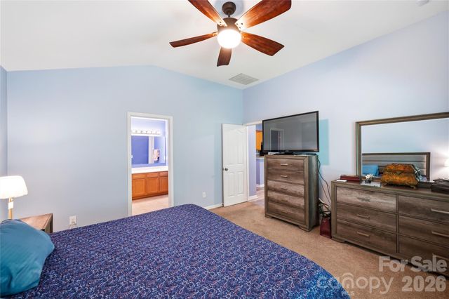1305 Lauren Village Drive, Charlotte, NC 28213